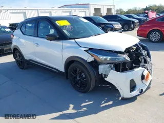 2023 Nissan Kicks SR with VIN 3N1CP5DV2PL525217, listed as a IAAI auction lot 41690577 with NaN miles. Bid and sale history available at carsss.com. Image 1.