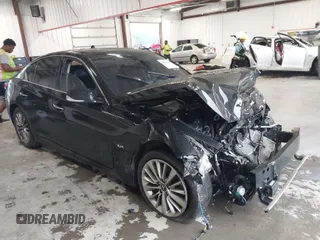 2019 Infiniti Q50 3.0t LUXE with VIN JN1EV7AP1KM512392, listed as a IAAI auction lot 40055915 with 103,485 mi miles. Bid and sale history available at carsss.com. Image 1.