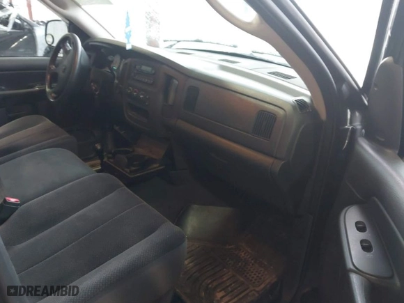 2003 Dodge Ram 1500 ST with VIN 1D7HU18D33J609530, listed as a IAAI auction lot 41505641 with 137,843 mi miles. Bid and sale history available at carsss.com. Image 5.