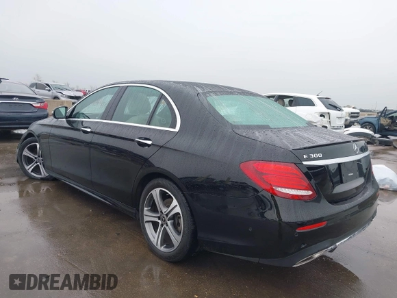 2018 Mercedes-Benz E-Class E 300 with VIN WDDZF4JB0JA480457, listed as a IAAI auction lot 41548033 with 54,732 mi miles. Bid and sale history available at carsss.com. Image 3.