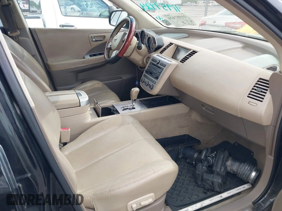 2006 Nissan Murano SL z VIN JN8AZ08T06W411157, wystawiony jako IAAI lot #41957424 z przebiegiem 121 902 mil mil oraz . Historia ofert i sprzedaży dostępna na DreamBid. Obrazek 5.