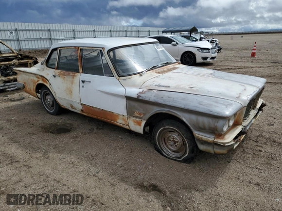 1960 Plymouth Valiant z VIN 1307117456, wystawiony jako Copart lot #48976045 z przebiegiem 20 241 mil mil oraz Czysty tytuł • Clean title. Historia ofert i sprzedaży dostępna na DreamBid. Obrazek 4.