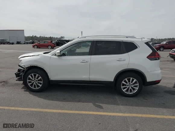 2019 Nissan Rogue SV with VIN KNMAT2MT6KP539390, listed as a IAAI auction lot 41555762 with NaN miles. Bid and sale history available at carsss.com. Image 15.
