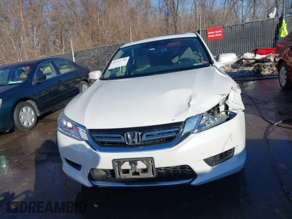 2014 Honda Accord Touring with VIN 1HGCR6F7XEA003663, listed as a IAAI auction lot 41327750 with 162,513 mi miles and . Bid and sale history available at DreamBid. Image 6.