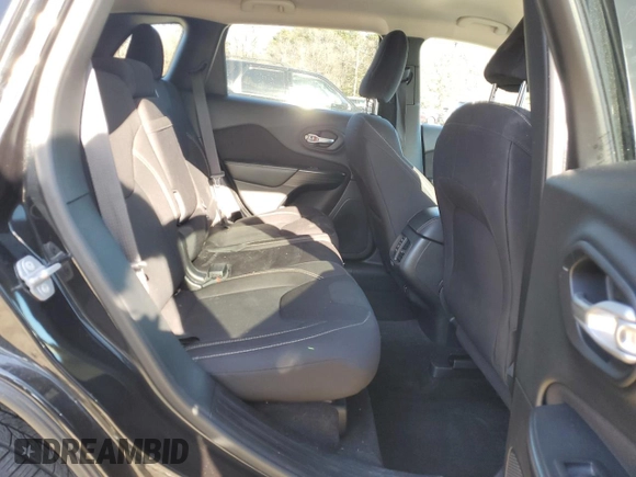 2016 Jeep Cherokee Altitude z VIN 1C4PJMCB2GW117148, wystawiony jako Copart lot #81338374 z przebiegiem 148 209 mil mil oraz Szkoda całkowita • Salvage title. Historia ofert i sprzedaży dostępna na DreamBid. Obrazek 11.
