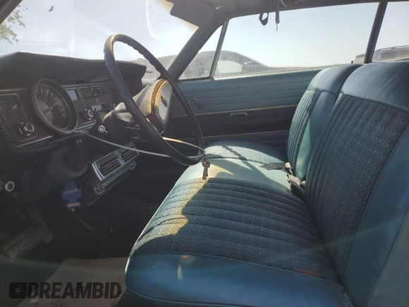 1968 Mercury Monterey z VIN 8Z47Y578179, wystawiony jako Copart lot #53041045 z przebiegiem 84 094 mil mil oraz Szkody całkowita. Historia ofert i sprzedaży dostępna na DreamBid. Obrazek 7.