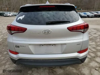 2018 Hyundai Tucson SEL with VIN KM8J3CA42JU721568, listed as a Copart auction lot 43438935 with 106,581 mi miles and Salvage Title. Bid and sale history available at carsss.com. Image 6.
