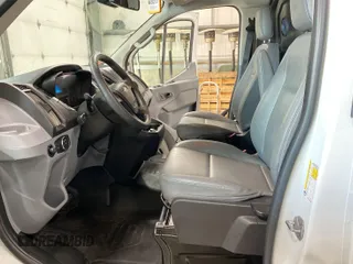 2019 Ford Transit с VIN 1FTYR1YM8KKA30666, выставлен на аукционе IAAI как лот 42585431 с пробегом 78 828 миль миль и . История ставок и продаж доступна на DreamBid. Изображение 6.