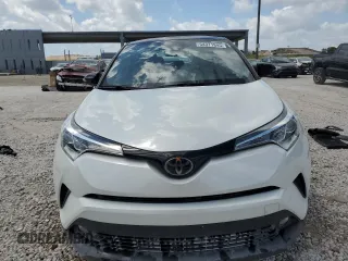 2019 Toyota C-HR XLE with VIN NMTKHMBX4KR100572, listed as a Copart auction lot 54371845 with 42,917 mi miles and Salvage Title. Bid and sale history available at DreamBid. Image 5.