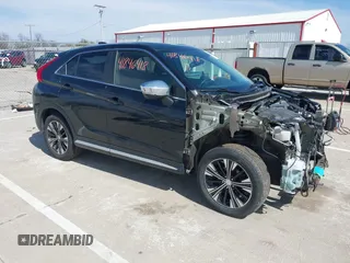2019 Mitsubishi Eclipse Cross SE z VIN JA4AT5AA6KZ024232, wystawiony jako IAAI lot #41846418 z przebiegiem 181 347 mil mil oraz . Historia ofert i sprzedaży dostępna na DreamBid. Obrazek 1.