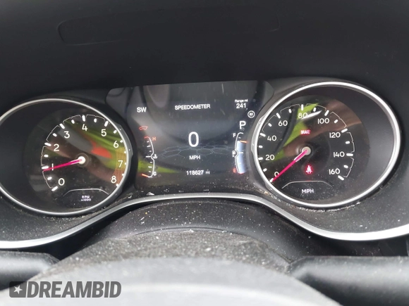 2019 Jeep Compass Limited z VIN 3C4NJDCB0KT842799, wystawiony jako IAAI lot #42236964 z przebiegiem 118 627 mil mil oraz . Historia ofert i sprzedaży dostępna na DreamBid. Obrazek 7.
