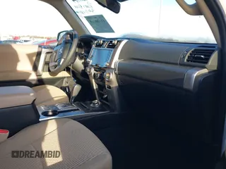 2023 Toyota 4Runner SR5 с VIN JTEMU5JR1P6139377, выставлен на аукционе IAAI как лот 41600169 с пробегом 34 513 миль миль и . История ставок и продаж доступна на DreamBid. Изображение 5.
