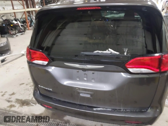 2021 Chrysler Voyager LXi with VIN 2C4RC1DG3MR551692, listed as a IAAI auction lot 41855081 with 131,625 mi miles and . Bid and sale history available at DreamBid. Image 17.