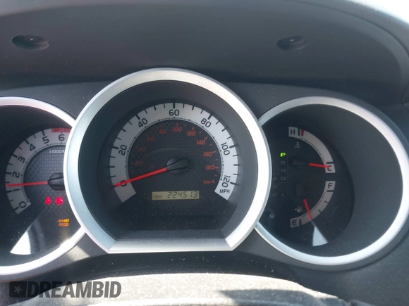 2015 Toyota Tacoma with VIN 3TMMU4FN7FM085666, listed as a IAAI auction lot 42051241 with 224,513 mi miles and . Bid and sale history available at DreamBid. Image 7.