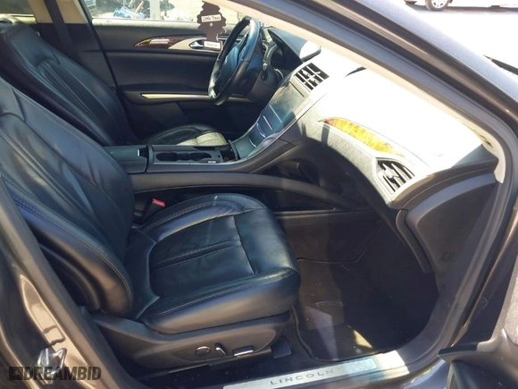 2015 Lincoln MKZ with VIN 3LN6L2GK8FR626744, listed as a IAAI auction lot 41835143 with NaN miles. Bid and sale history available at carsss.com. Image 5.