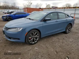 2015 Chrysler 200 S z VIN 1C3CCCBB7FN565964, wystawiony jako Copart lot #52704055 z przebiegiem 96 650 mil mil oraz Szkoda całkowita • Salvage title. Historia ofert i sprzedaży dostępna na DreamBid. Obrazek 1.