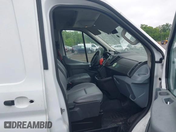 2016 Ford Transit с VIN 1FTYE2CM7GKA06309, выставлен на аукционе IAAI как лот 42212650 с пробегом 309 520 миль миль и . История ставок и продаж доступна на DreamBid. Изображение 5.