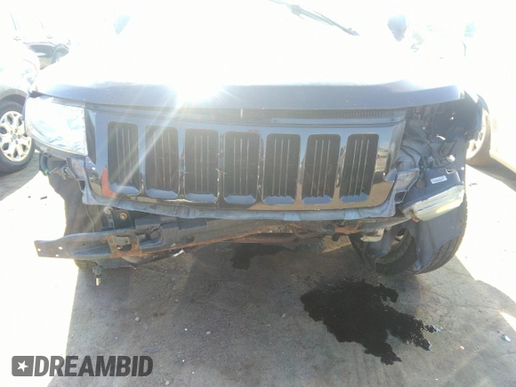 2011 Jeep Grand Cherokee Laredo with VIN 1J4RR4GG4BC558193, listed as a IAAI auction lot 40055870 with 110,939 mi miles and . Bid and sale history available at DreamBid. Image 6.