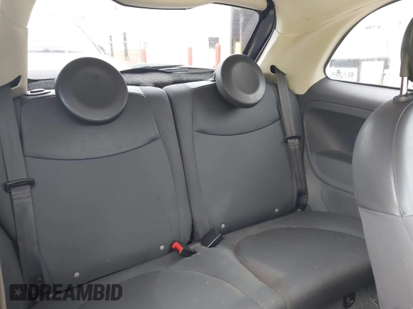 2013 FIAT 500 Pop z VIN 3C3CFFARXDT623182, wystawiony jako IAAI lot #42435753 z przebiegiem 150 341 mil mil oraz . Historia ofert i sprzedaży dostępna na DreamBid. Obrazek 8.