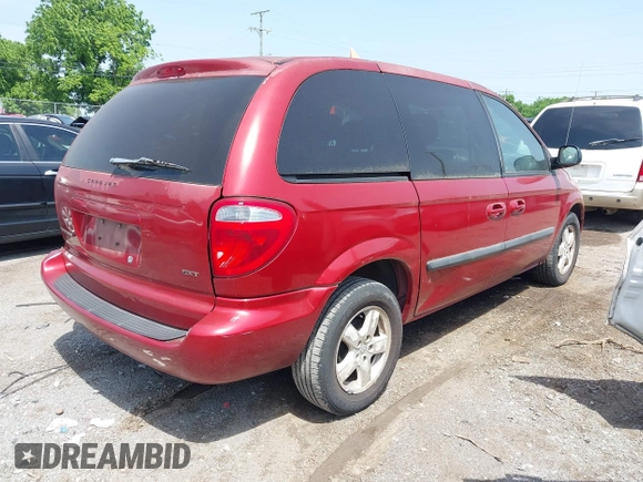 2006 Dodge Caravan SXT with VIN 1D4GP45R86B592241, listed as a IAAI auction lot 42257205 with 107,232 mi miles and . Bid and sale history available at DreamBid. Image 4.
