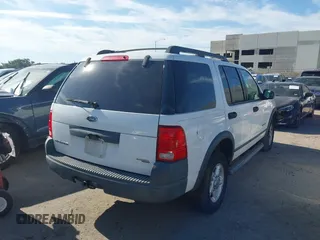 2005 Ford Explorer XLS с VIN 1FMZU62K75UA37796, выставлен на аукционе IAAI как лот 42826535 с пробегом 97 807 миль миль и . История ставок и продаж доступна на DreamBid. Изображение 4.