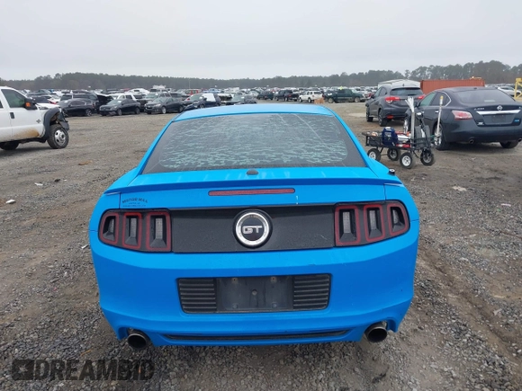 2013 Ford Mustang GT with VIN 1ZVBP8CF4D5268218, listed as a IAAI auction lot 41555868 with 219,385 mi miles. Bid and sale history available at carsss.com. Image 16.