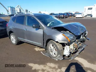 2015 Nissan Rogue S with VIN JN8AS5MVXFW770931, listed as a IAAI auction lot 41575344 with 160,556 mi miles and . Bid and sale history available at carsss.com. Image 1.