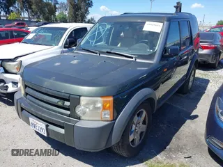 2006 Land Rover LR3 with VIN SALAD24406A342898, listed as a IAAI auction lot 41845616 with 179,287 mi miles. Bid and sale history available at carsss.com. Image 2.