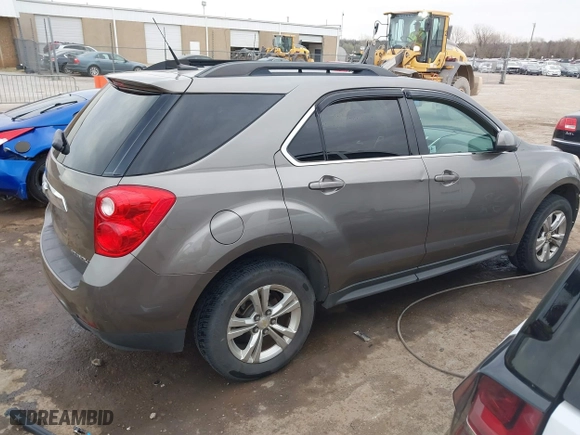 2010 Chevrolet Equinox LT w/1LT with VIN 2CNALDEW0A6330256, listed as a IAAI auction lot 41847433 with 116,869 mi miles. Bid and sale history available at carsss.com. Image 14.
