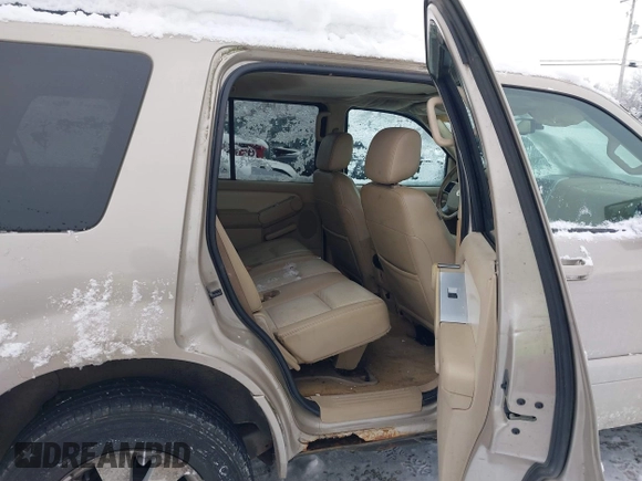 2006 Mercury Mountaineer Luxury with VIN 4M2EU47E06UJ15423, listed as a IAAI auction lot 41260541 with 155,510 mi miles. Bid and sale history available at carsss.com. Image 8.