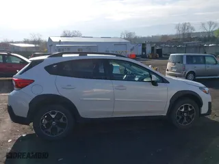 2018 Subaru Crosstrek Premium with VIN JF2GTADC9J8296592, listed as a IAAI auction lot 42033534 with 71,572 mi miles. Bid and sale history available at carsss.com. Image 13.