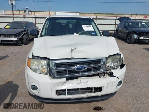 2012 Ford Escape XLS with VIN 1FMCU0C73CKA96298, listed as a IAAI auction lot 42280695 with 106,454 mi miles and . Bid and sale history available at DreamBid. Image 12.