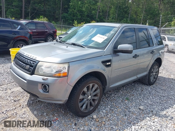 2013 Land Rover LR2 z VIN SALFR2BGXDH364562, wystawiony jako IAAI lot #42554838 z przebiegiem 151 181 mil mil oraz . Historia ofert i sprzedaży dostępna na DreamBid. Obrazek 2.