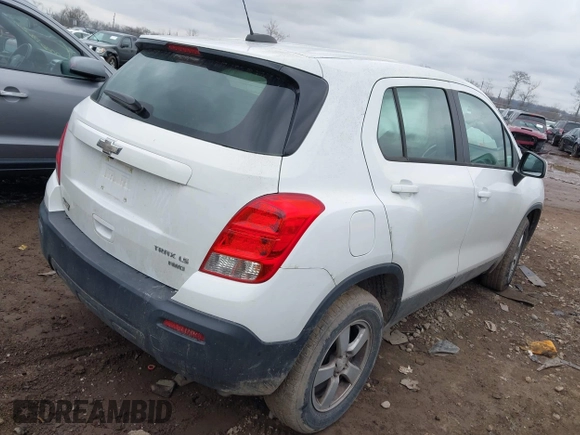 2016 Chevrolet Trax LS with VIN KL7CJNSB9GB559497, listed as a IAAI auction lot 41176681 with 106,794 mi miles. Bid and sale history available at carsss.com. Image 4.