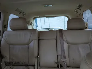 2009 Lexus LX 570 z VIN JTJHY00W894027501, wystawiony jako Copart lot #89027405 z przebiegiem 235 798 mil mil oraz Czysty tytuł • Clean title. Historia ofert i sprzedaży dostępna na DreamBid. Obrazek 10.