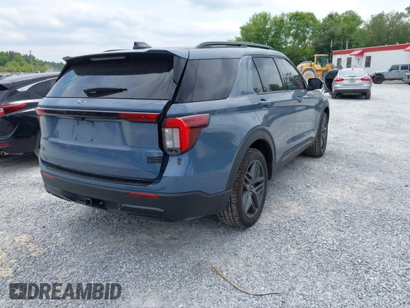 2025 Ford Explorer ST-Line with VIN 1FMUK7KH4SGB02804, listed as a IAAI auction lot 42043801 with 3,672 mi miles and . Bid and sale history available at DreamBid. Image 4.