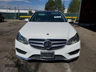 2015 Mercedes-Benz E 350 Luxury with VIN WDDHF8JB1FB136821, listed as a Copart auction lot 56657565 with 139,111 mi miles and Clean Title. Bid and sale history available at DreamBid. Image 5.