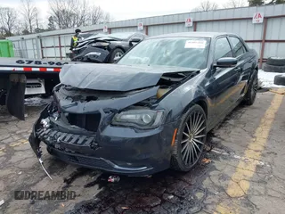 2018 Chrysler 300 with VIN 2C3CCABG0JH253924, listed as a IAAI auction lot 41407398 with 113,013 mi miles. Bid and sale history available at carsss.com. Image 17.