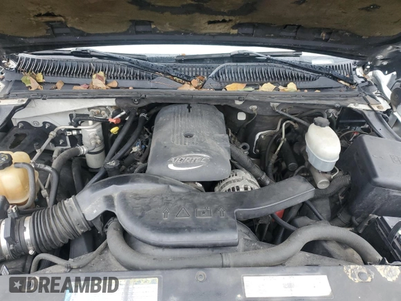 2004 GMC Yukon SLE with VIN 1GKEC13VX4R283538, listed as a Copart auction lot 83701914 with 293,108 mi miles and Salvage Title. Bid and sale history available at carsss.com. Image 13.