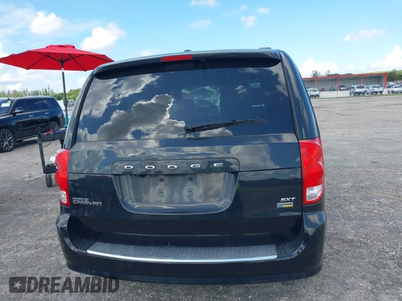 2019 Dodge Grand Caravan SXT with VIN 2C4RDGCG5KR797853, listed as a IAAI auction lot 40332854 with 81,197 mi miles and . Bid and sale history available at DreamBid. Image 16.