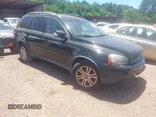 2011 Volvo XC90 I6 with VIN YV4952CZ8B1606414, listed as a IAAI auction lot 42307522 with 201,676 mi miles and . Bid and sale history available at DreamBid. Image 1.