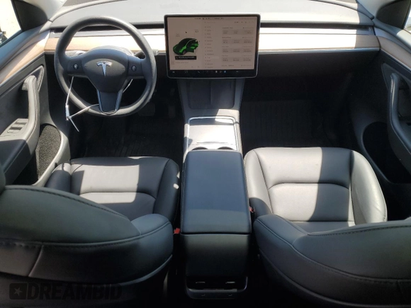 2024 Tesla Model Y Long Range с VIN 7SAYGDEE1RF060140, выставлен на аукционе Copart как лот 60923445 с пробегом 12 765 миль миль и Списание • Salvage title. История ставок и продаж доступна на DreamBid. Изображение 8.