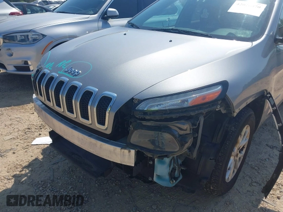 2015 Jeep Cherokee Latitude with VIN 1C4PJMCB6FW691816, listed as a IAAI auction lot 42026070 with 179,054 mi miles and . Bid and sale history available at DreamBid. Image 17.