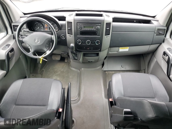 2013 Freightliner Sprinter with VIN WCDPE8CC6D5811382, listed as a Copart auction lot 77592634 with 49,192 mi miles and Salvage Title. Bid and sale history available at DreamBid. Image 8.