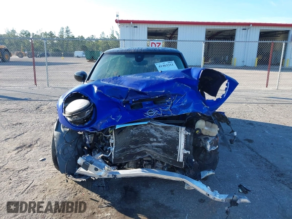2020 MINI Hardtop Cooper S z VIN WMWXR5C09L2M32640, wystawiony jako IAAI lot #41463311 z przebiegiem 62 050 mil mil oraz . Historia ofert i sprzedaży dostępna na DreamBid. Obrazek 11.