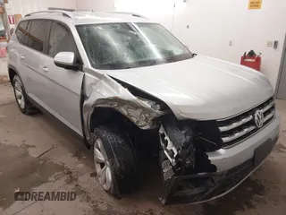 2019 Volkswagen Atlas SE with VIN 1V2LR2CA2KC533079, listed as a IAAI auction lot 41352399 with 88,826 mi miles and . Bid and sale history available at DreamBid. Image 6.