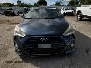2016 Hyundai Veloster Turbo with VIN KMHTC6AE7GU279107, listed as a Copart auction lot 77386233 with 105,872 mi miles. Bid and sale history available at carsss.com. Image 5.