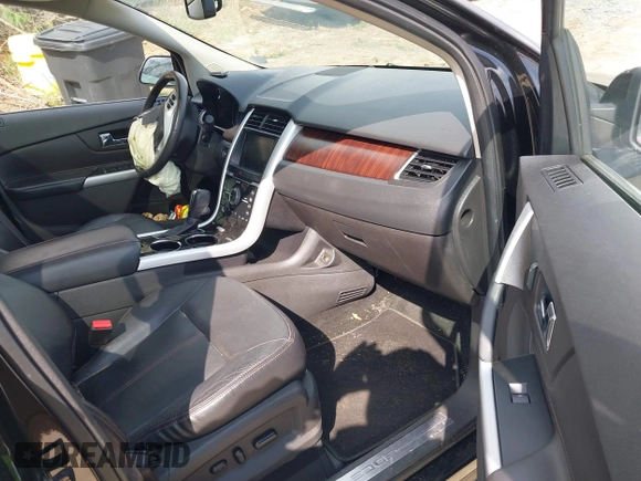 2013 Ford Edge Limited with VIN 2FMDK4KC4DBB33869, listed as a IAAI auction lot 41991854 with 65,629 mi miles. Bid and sale history available at carsss.com. Image 5.