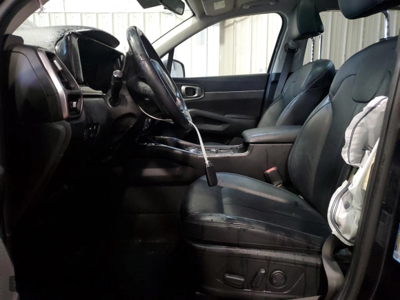 2021 Kia Sorento EX with VIN KNDRH4LG1M5045196, listed as a Copart auction lot 56785305 with 37,876 mi miles and Salvage title. Bid and sale history available at DreamBid. Image 7.