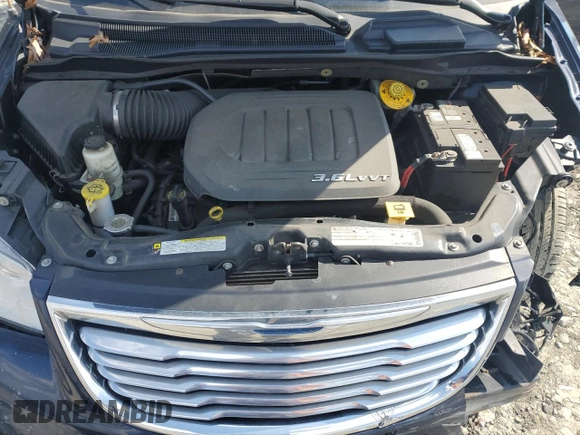 2014 Chrysler Town & Country Touring with VIN 2C4RC1BG1ER329463, listed as a Copart auction lot 53150245 with 90,305 mi miles and Salvage Title. Bid and sale history available at carsss.com. Image 12.